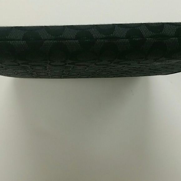 Coach black logo padded tablet case - Picture 4 of 7